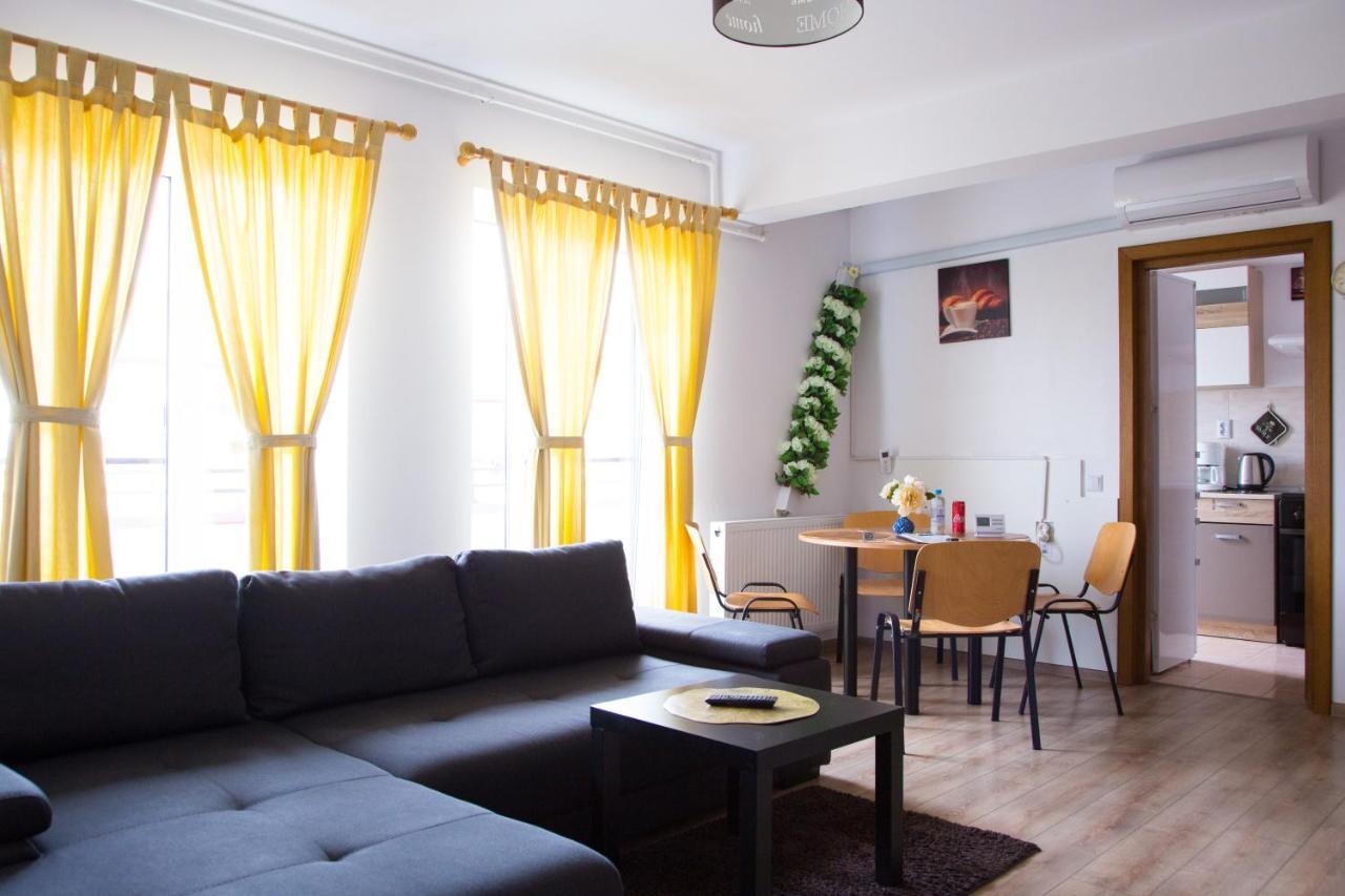 Appartamento Casa Georgi Coresi Braşov Esterno foto
