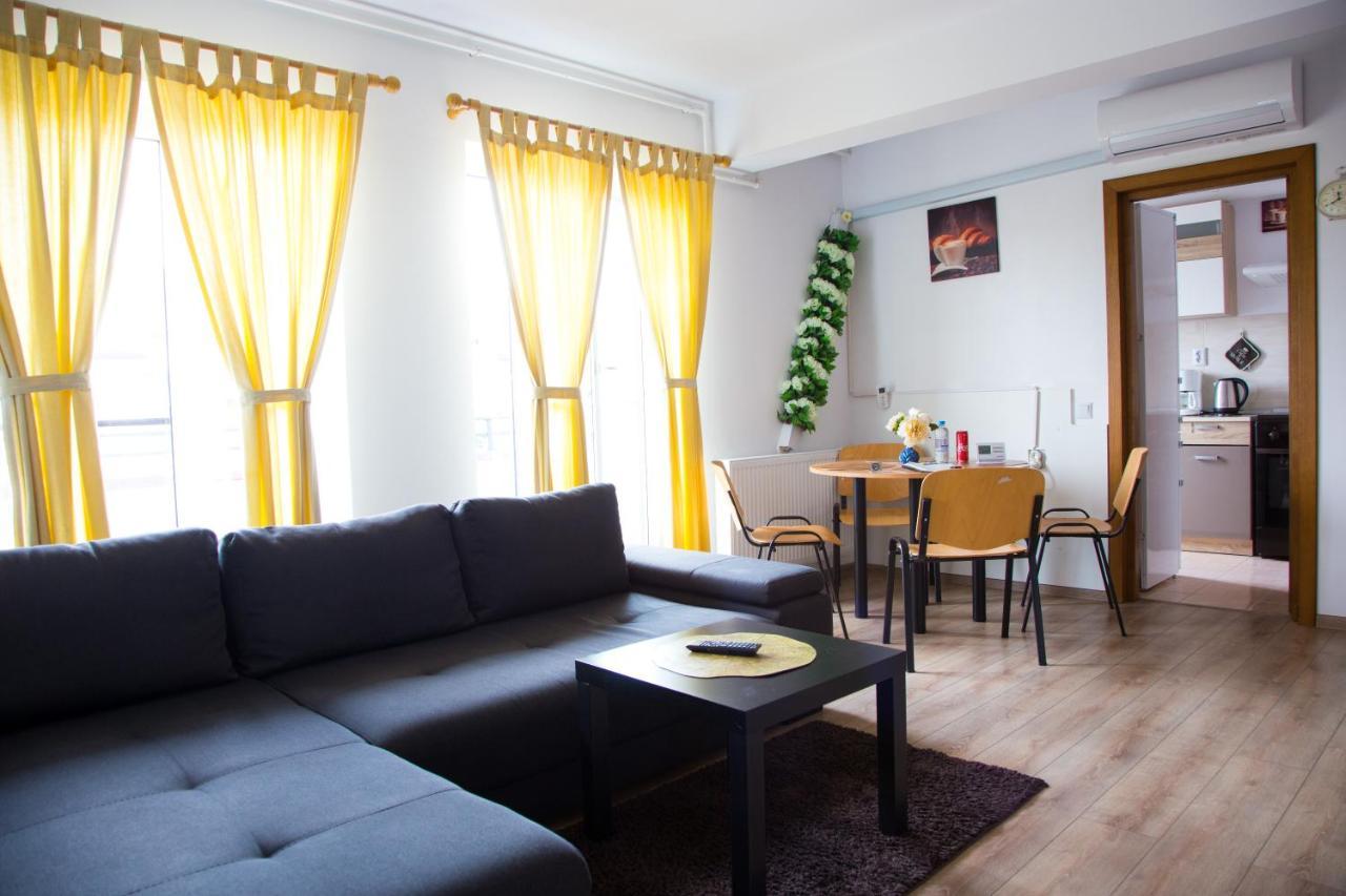 Appartamento Casa Georgi Coresi Braşov Esterno foto