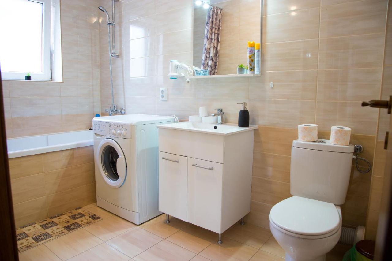 Appartamento Casa Georgi Coresi Braşov Esterno foto